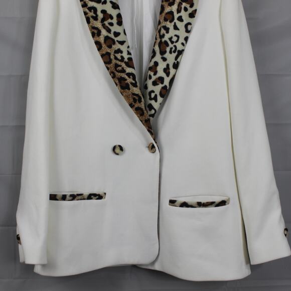 Leopard Trim White Blazer - Picture 4 of 16